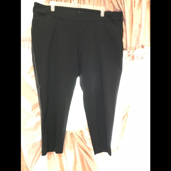 SOLD 4X (26-28)Petite pull up black slacks - Picture 1 of 6